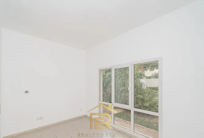 104120164 - Property Image 3