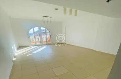 Apartment - 2 Bedrooms - 3 Bathrooms for sale in Summer 2 - Summer - Seasons Community - District 15 - Jumeirah Village Circle - Dubai