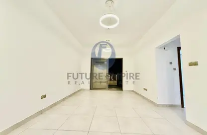 Apartment - 2 Bedrooms - 3 Bathrooms for rent in Jumeirah Garden City - Al Satwa - Dubai