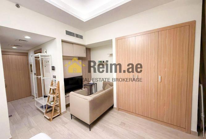 90930807 - Property Image 2