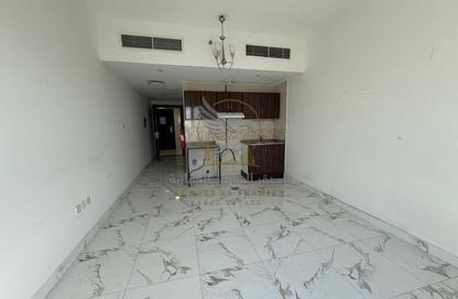 Apartment - Studio - 1 Bathroom for rent in Muwailih Building - Muwaileh - Sharjah Apartment - Studio - 1 Bathroom for rent in Muwailih Building - Muwaileh - Sharjah