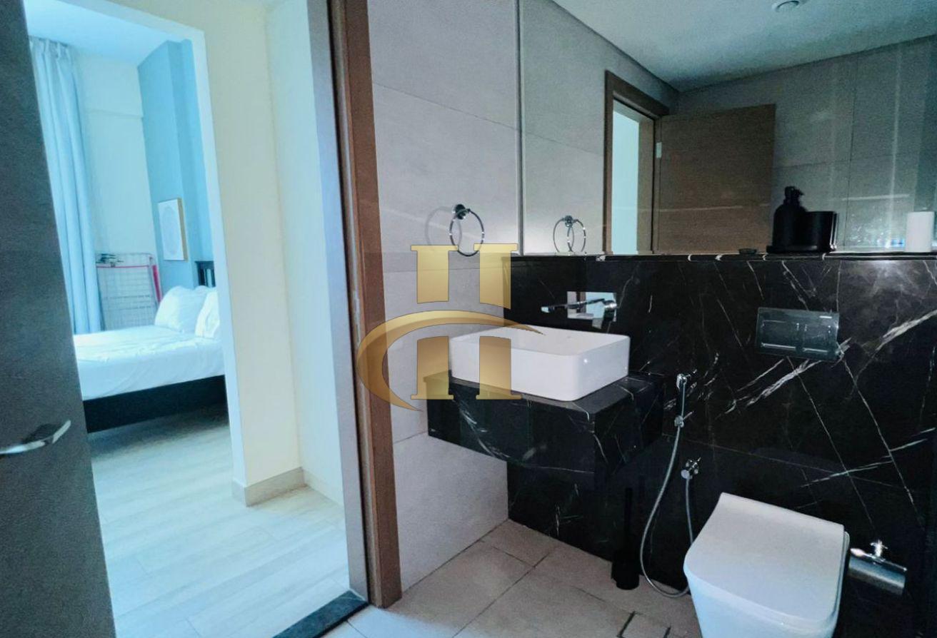 Fully Furnished | Pool View | Chiller Free photo 18