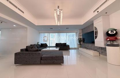 Apartment - 3 Bedrooms - 5 Bathrooms for rent in Emirates Crown - Dubai Marina - Dubai