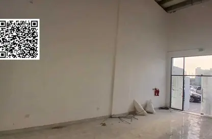 Shop - Studio - 1 Bathroom for rent in Ajman Creek Towers - Al Rashidiya 1 - Al Rashidiya - Ajman