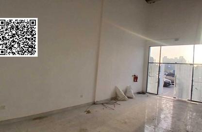 Shop - Studio - 1 Bathroom for rent in Ajman Creek Towers - Al Rashidiya 1 - Al Rashidiya - Ajman