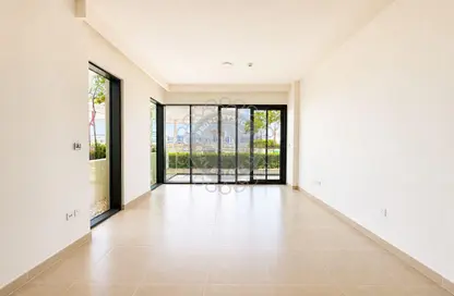 Apartment - 2 Bedrooms - 2 Bathrooms for rent in Seagate Building 2 - Seagate - Mina Rashid - Dubai