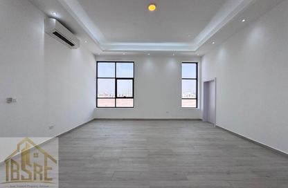 Apartment - 2 Bedrooms - 2 Bathrooms for rent in Madinat Al Riyad - Abu Dhabi