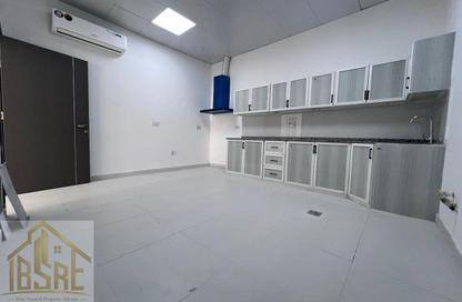 Apartment - 2 Bedrooms - 2 Bathrooms for rent in Madinat Al Riyad - Abu Dhabi