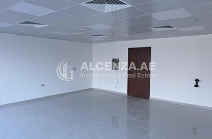 Office Space - Studio for rent in The Burlington - Business Bay - Dubai