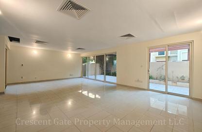 Villa - 4 - 5 for rent in Al Raha Gardens - Abu Dhabi Villa - 4 - 5 for rent in Al Raha Gardens - Abu Dhabi