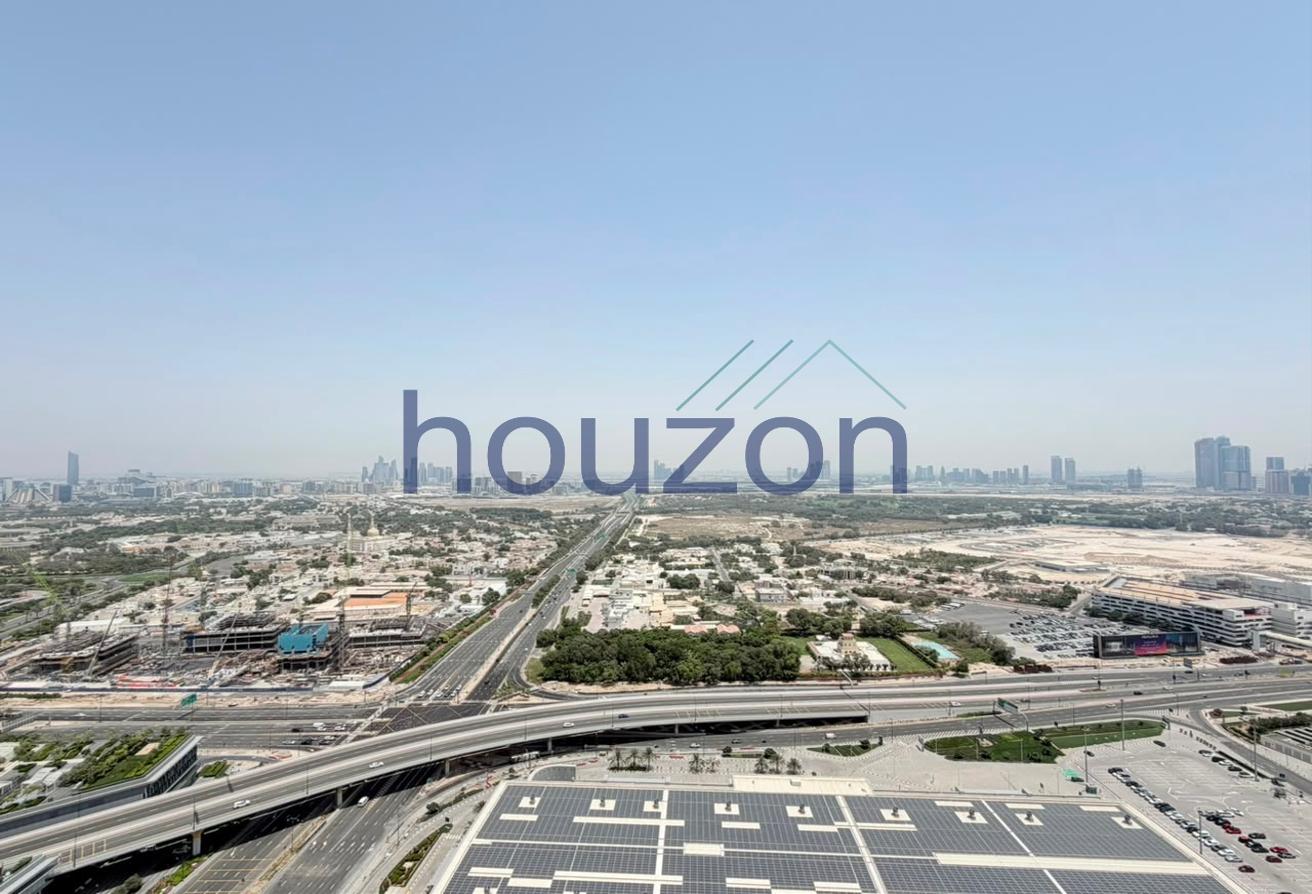 Upgraded Duplex 3BR+M/R Penthouse | Iconic Views photo 7