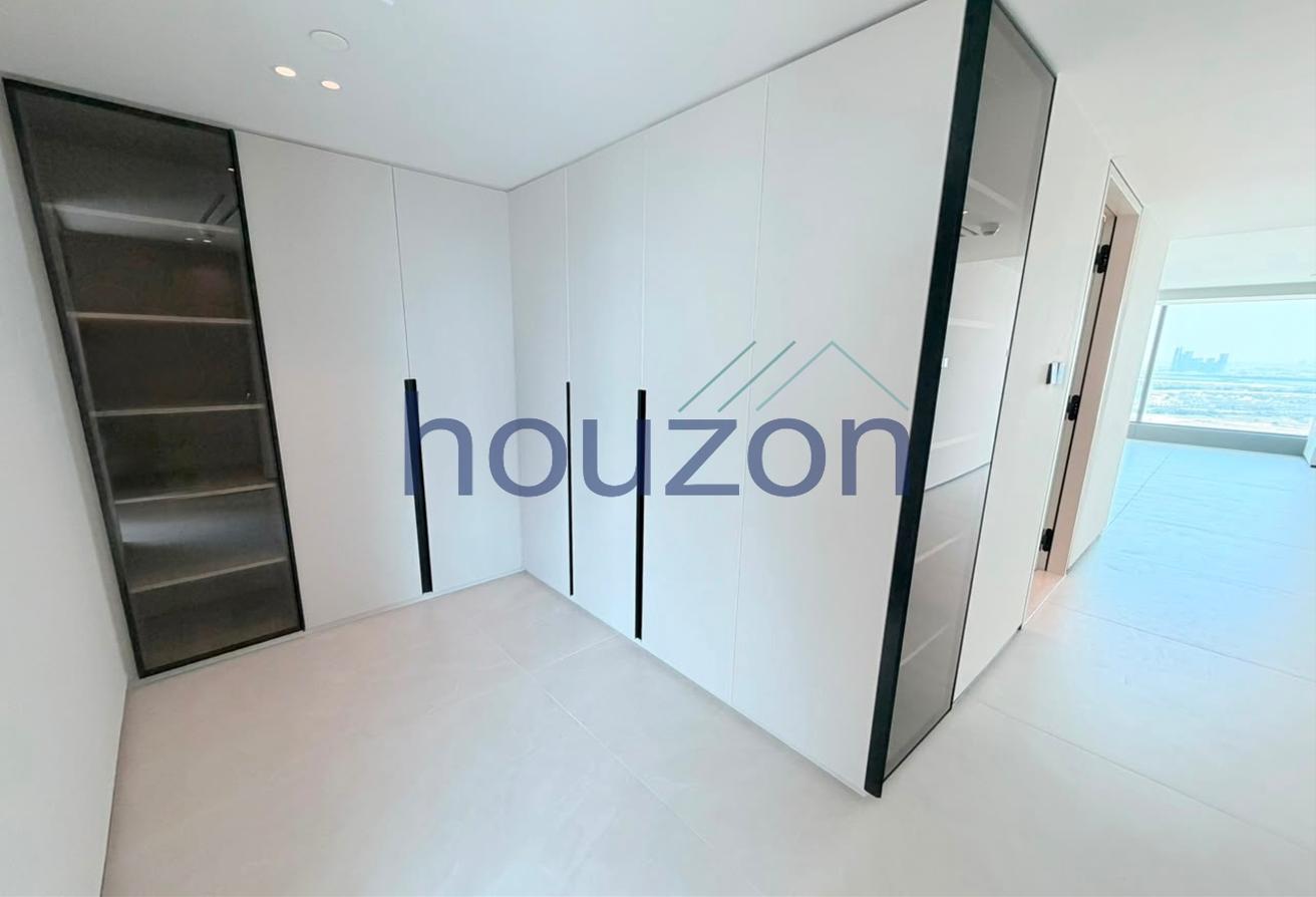 Upgraded Duplex 3BR+M/R Penthouse | Iconic Views photo 15