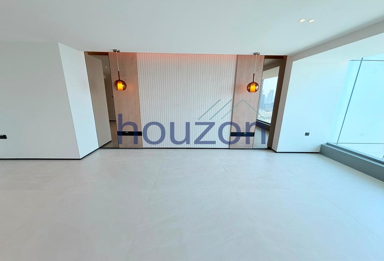 Upgraded Duplex 3BR+M/R Penthouse | Iconic Views photo 18