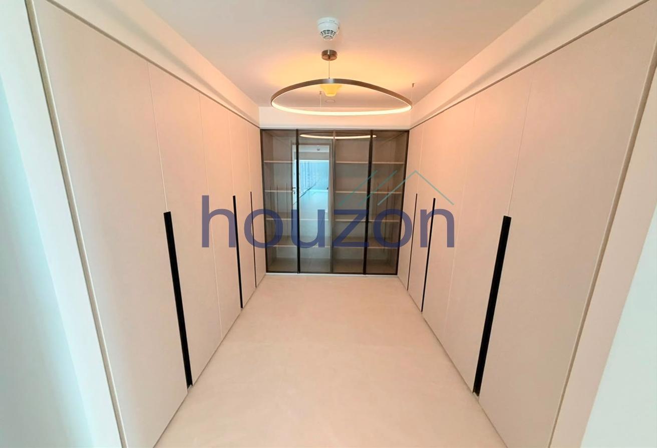 Upgraded Duplex 3BR+M/R Penthouse | Iconic Views photo 19