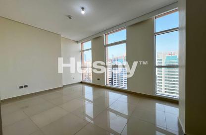 شقة - 3 - 4 للايجار في يونايتد سكوير - الخالدية - أبوظبي شقة - 3 - 4 للايجار في يونايتد سكوير - الخالدية - أبوظبي