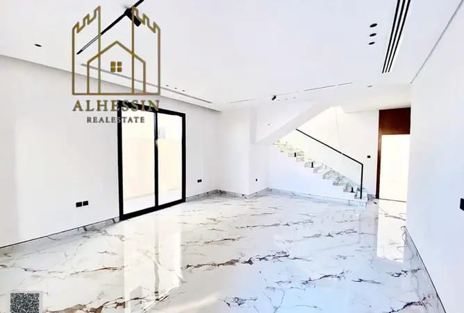 146003898 - Property Image 3