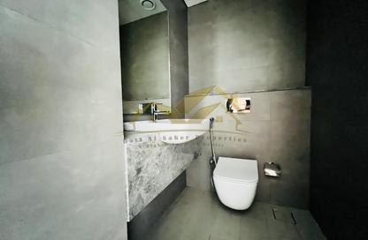 Apartment - 1 Bedroom - 2 Bathrooms for rent in Jumeirah Garden City - Al Satwa - Dubai