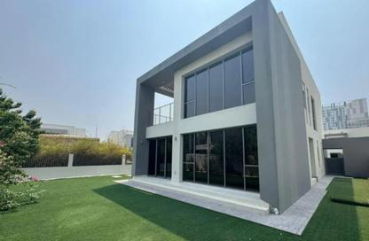 Villa - 4 Bedrooms - 5 Bathrooms for rent in Dubai Land - Dubai