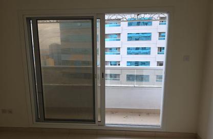 Apartment - 1 Bedroom - 2 Bathrooms for sale in Al Khan Corniche - Al Khan - Sharjah