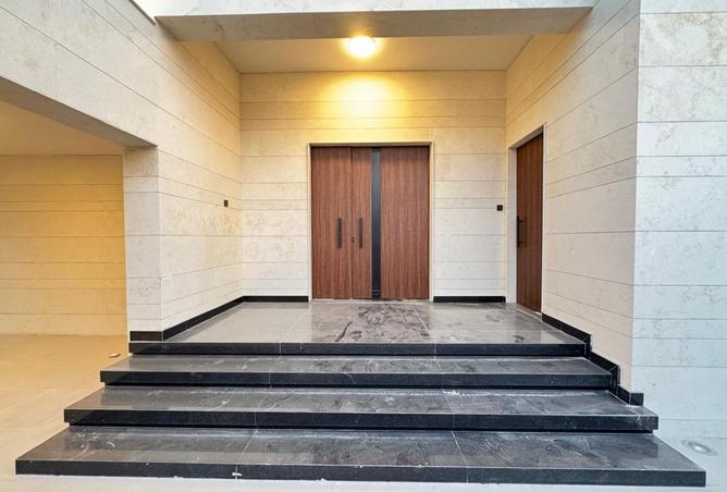 123845776 - Property Image 3