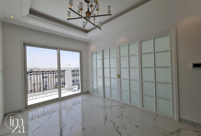 57768668 - Property Image 2