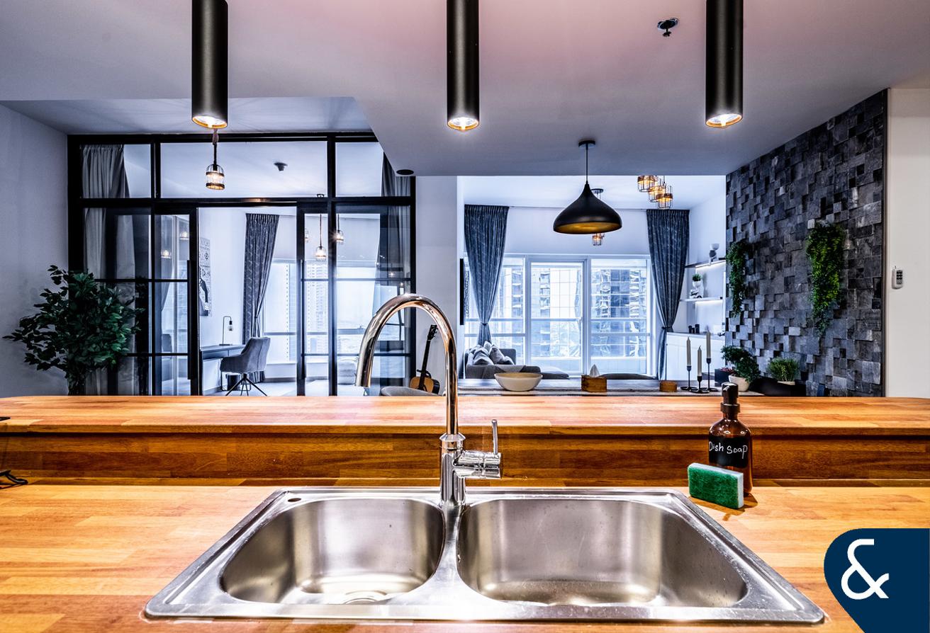 1 bedroom | Furnished | balcony photo 11