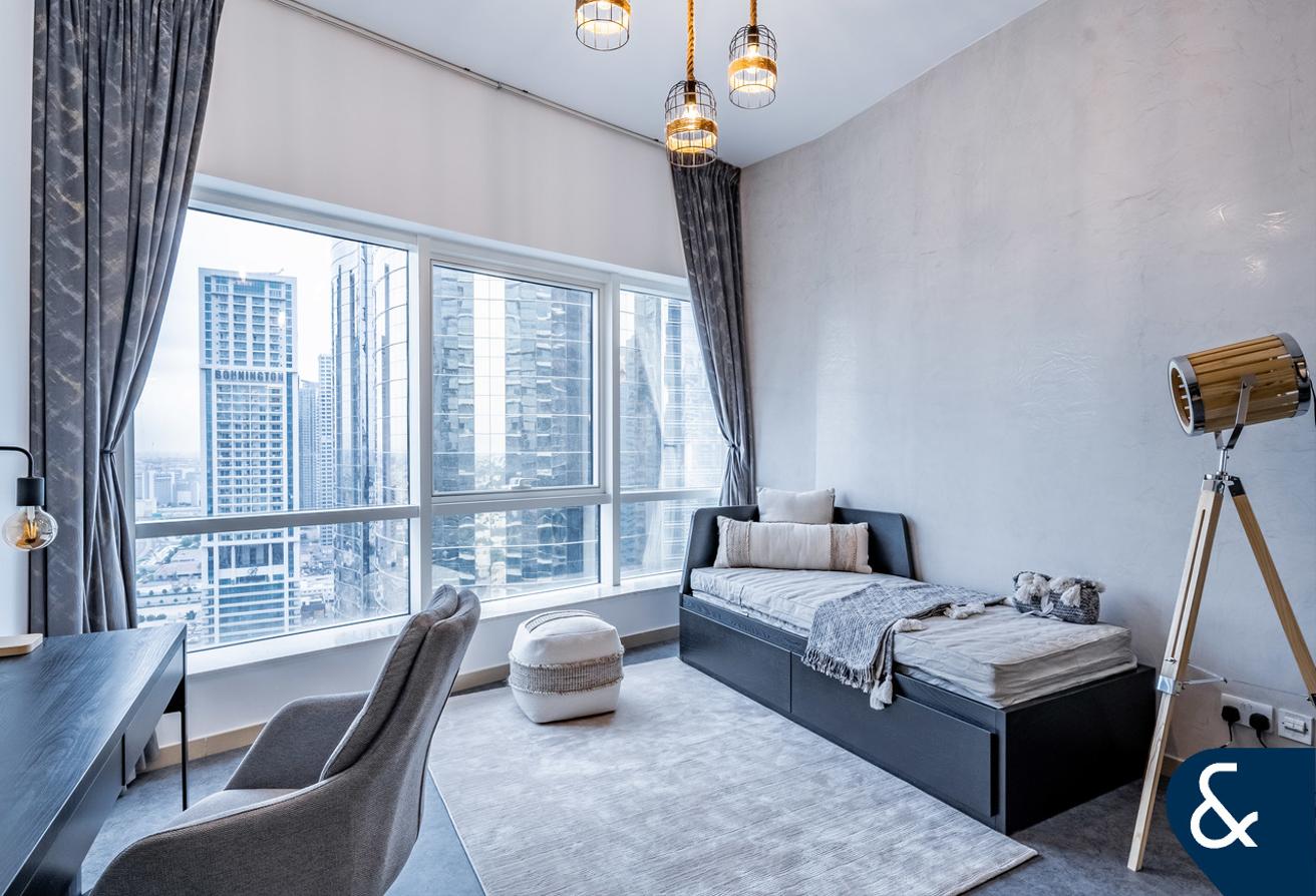 1 bedroom | Furnished | balcony photo 17
