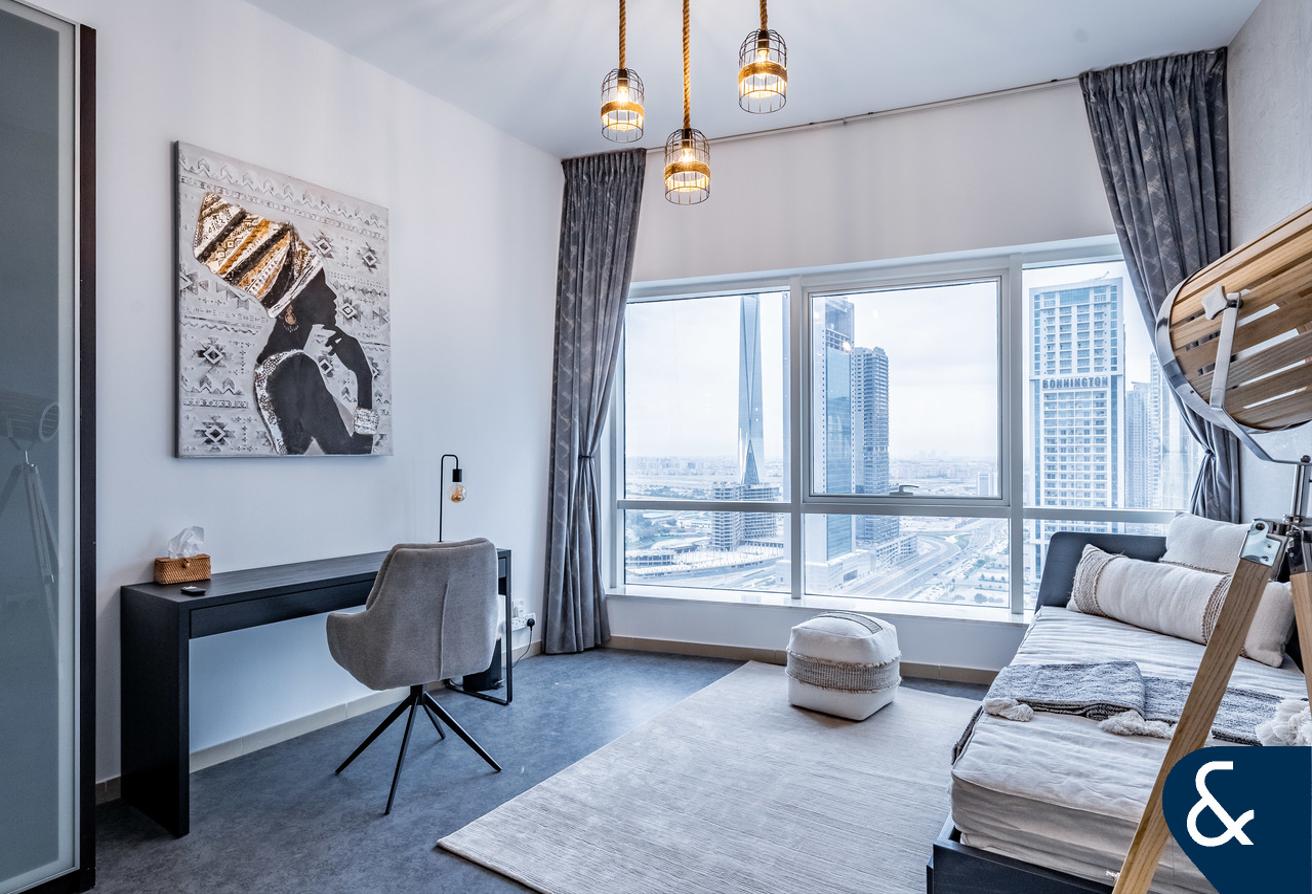1 bedroom | Furnished | balcony photo 18