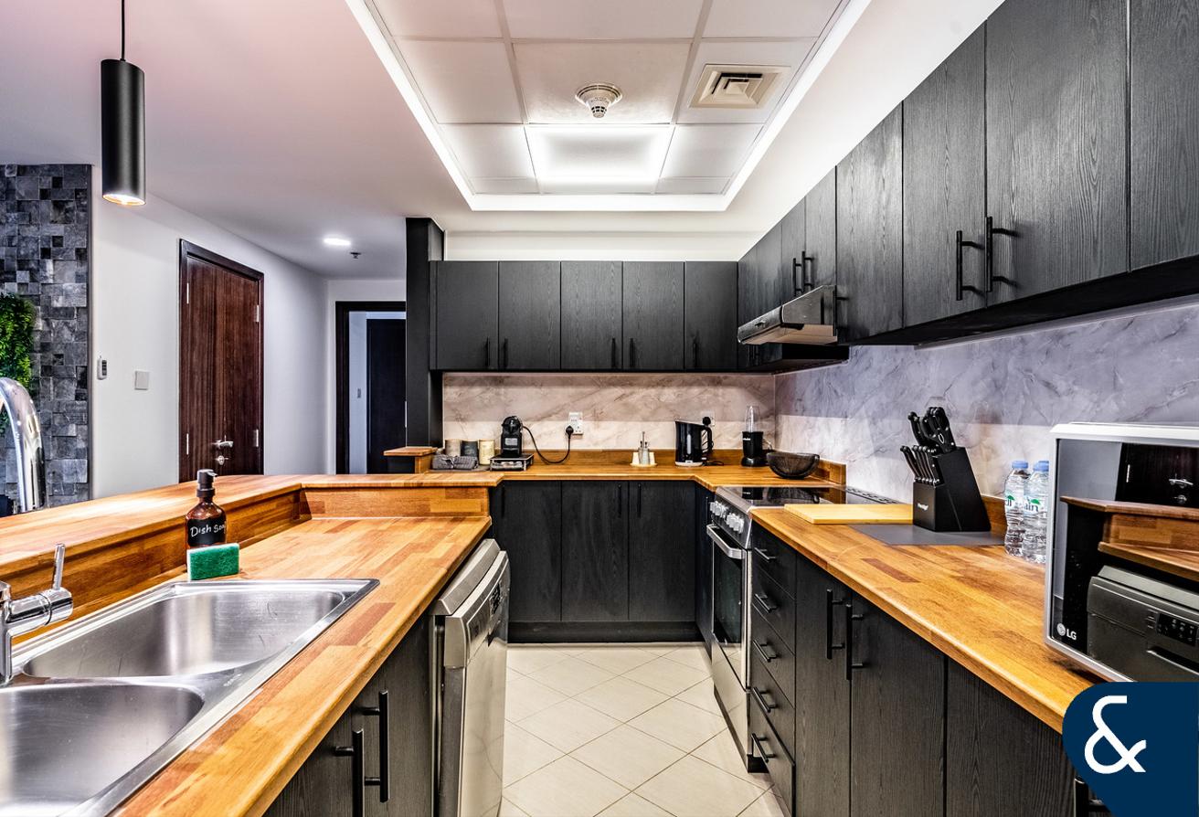 1 bedroom | Furnished | balcony photo 10