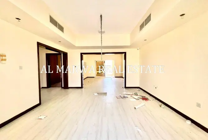 156934217 - Property Image 3