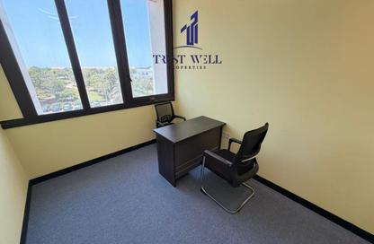 Office Space - 1 Bedroom - 6 Bathrooms for rent in Dar Al Salam Building - Corniche Road - Abu Dhabi