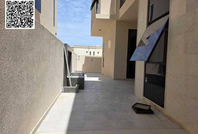 91798435 - Property Image 3