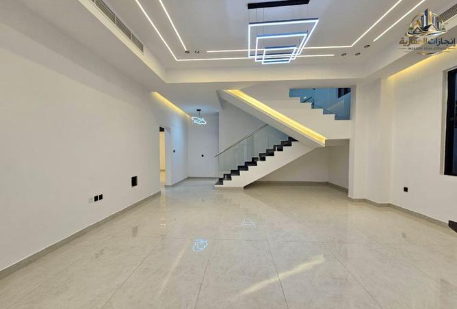 96116389 - Property Image 2