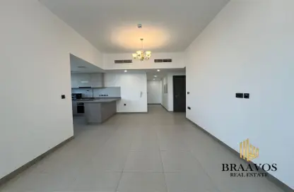 شقة - 2 غرف نوم - 3 حمامات للايجار في مساكن أواسيس فيستا - الضاحية 13 - قرية جميرا الدائرية - دبي