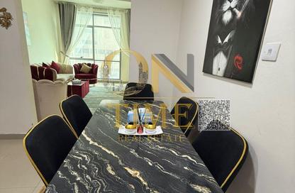 شقة - غرفة نوم - 2 حمامات للايجار في مساكن كورنيش عجمان - طريق كورنيش عجمان - عجمان