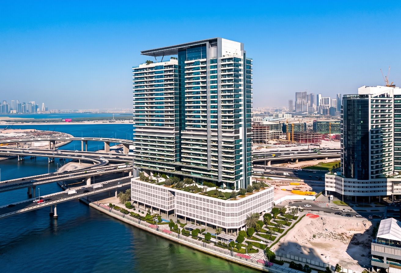 Full Canal View | High Floor | Prime Location