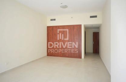 Apartment - 1 Bedroom - 2 Bathrooms for sale in Olympic Park 3 - Olympic Park Towers - Dubai Sports City - Dubai Apartment - 1 Bedroom - 2 Bathrooms for sale in Olympic Park 3 - Olympic Park Towers - Dubai Sports City - Dubai