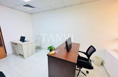 Office Space - Studio - 1 Bathroom for rent in Silver Home Building - Hor Al Anz - Deira - Dubai Office Space - Studio - 1 Bathroom for rent in Silver Home Building - Hor Al Anz - Deira - Dubai