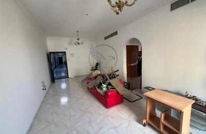 Apartment - 2 Bedrooms - 2 Bathrooms for rent in Qasimia 13 building - Al Nad - Al Qasimia - Sharjah Apartment - 2 Bedrooms - 2 Bathrooms for rent in Qasimia 13 building - Al Nad - Al Qasimia - Sharjah