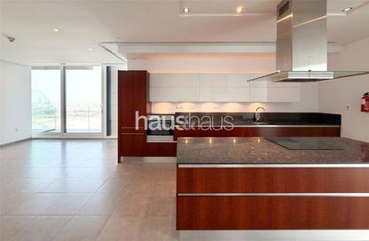 Apartment - 1 Bedroom - 2 Bathrooms for rent in Maze Tower - Sheikh Zayed Road - Dubai Apartment - 1 Bedroom - 2 Bathrooms for rent in Maze Tower - Sheikh Zayed Road - Dubai