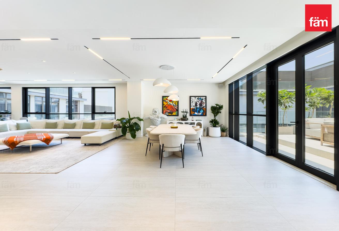 VACANT | SPACIOUS | HIGH FLOOR | EXCLUSIVE photo 4