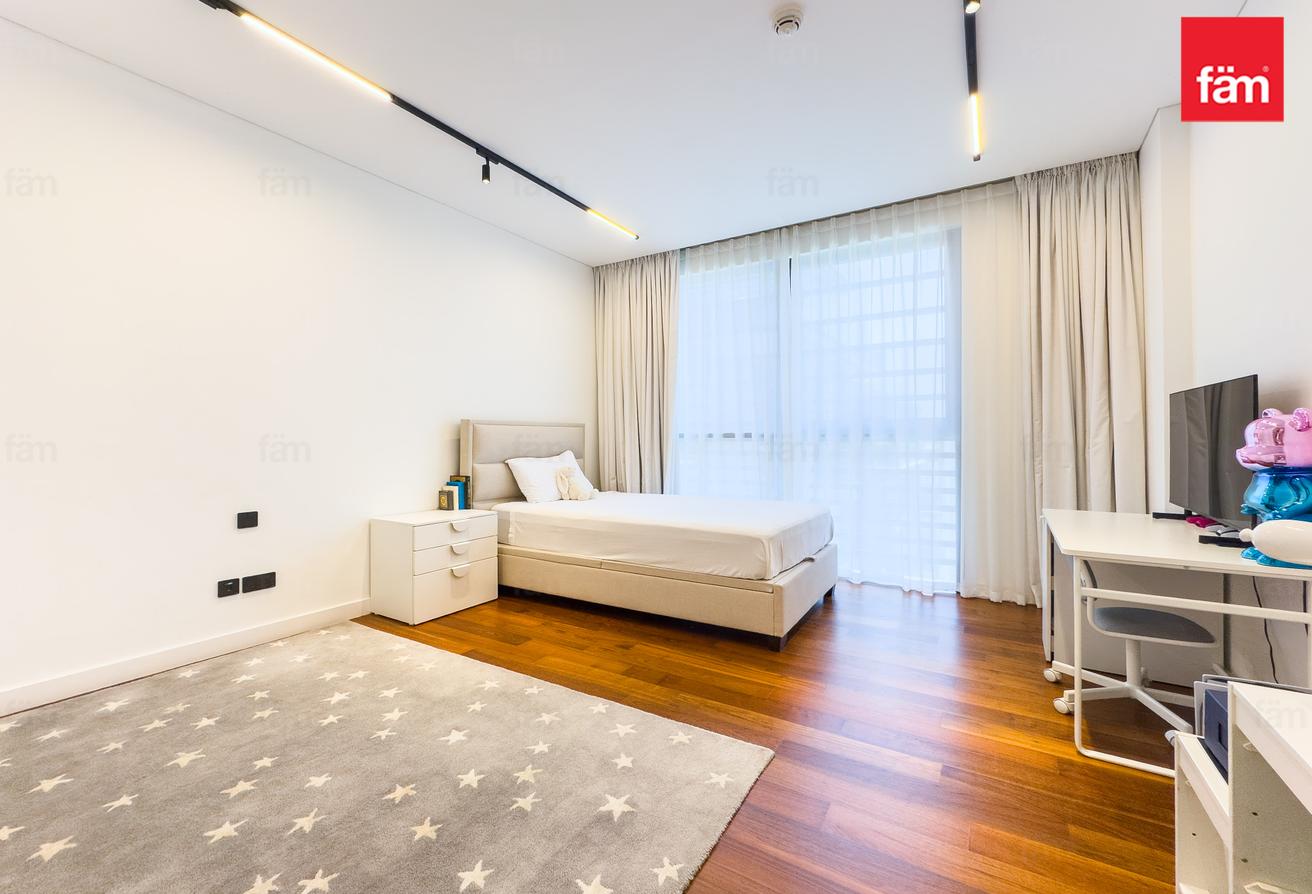 VACANT | SPACIOUS | HIGH FLOOR | EXCLUSIVE photo 15