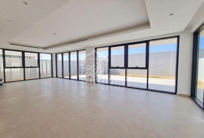 127929455 - Property Image 3