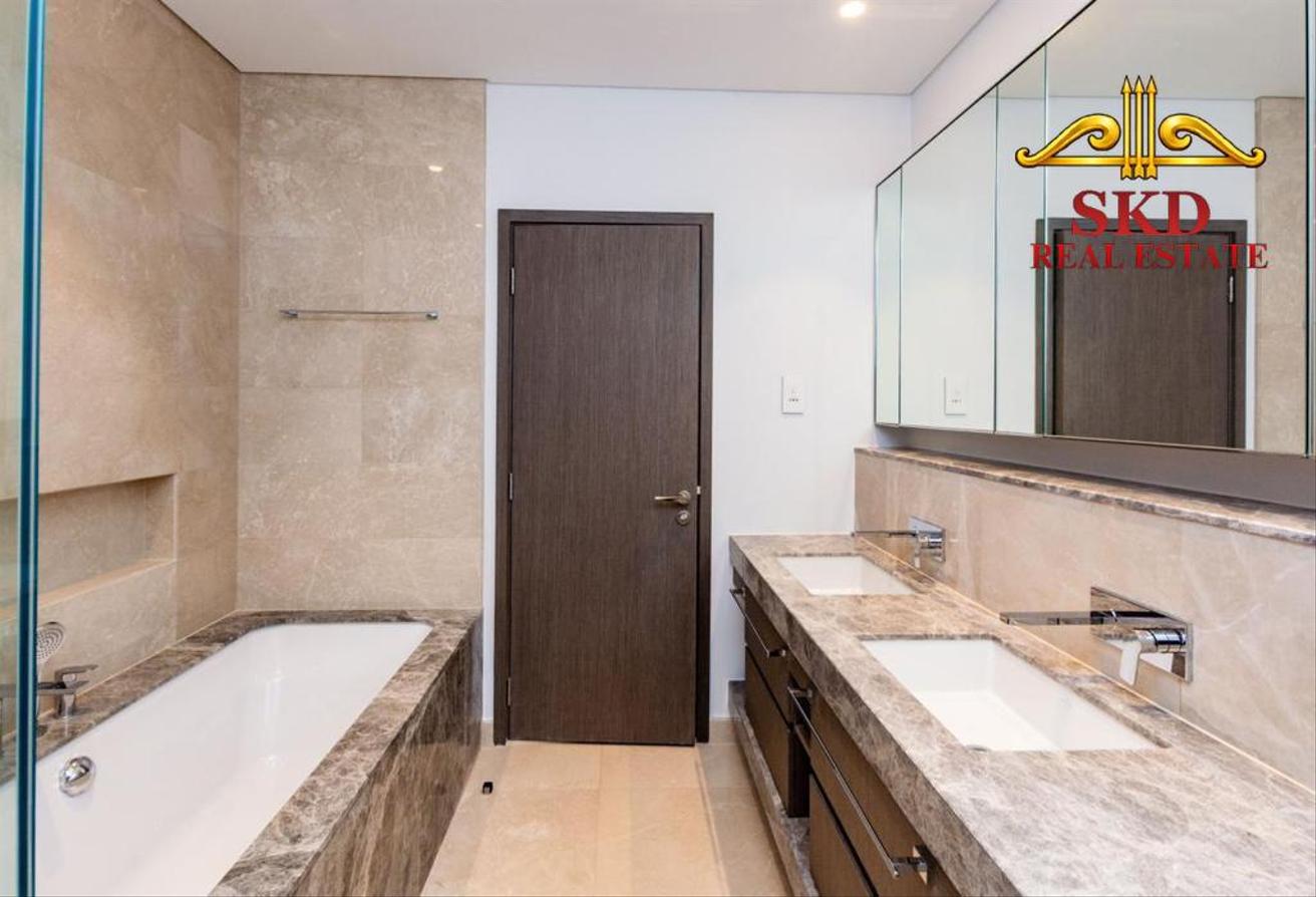 4BR Spacious Apartment |High Skyline View | Vacant photo 16