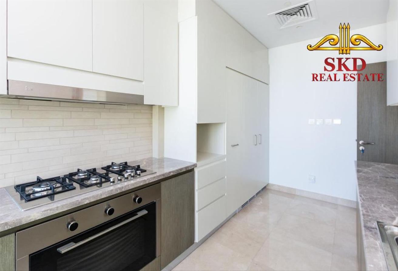 4BR Spacious Apartment |High Skyline View | Vacant photo 15