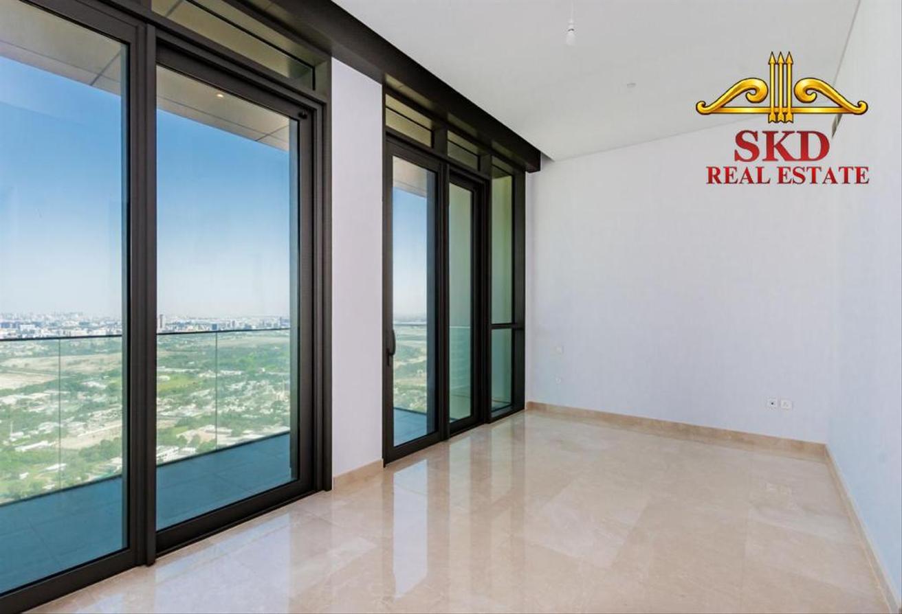 4BR Spacious Apartment |High Skyline View | Vacant photo 8