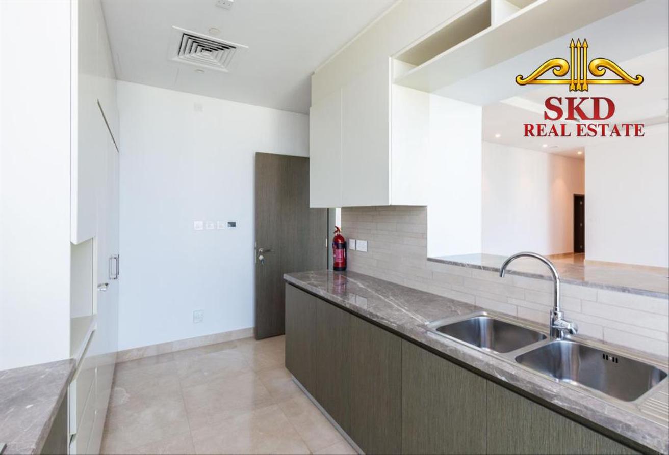 4BR Spacious Apartment |High Skyline View | Vacant photo 10