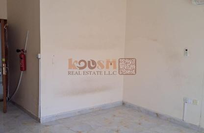 Apartment - Studio - 1 Bathroom for rent in Al Mowaihat 2 - Al Mowaihat - Ajman Apartment - Studio - 1 Bathroom for rent in Al Mowaihat 2 - Al Mowaihat - Ajman
