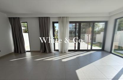 Villa - 5 - 4 for rent in Aura Gardens - Tilal Al Ghaf - Dubai