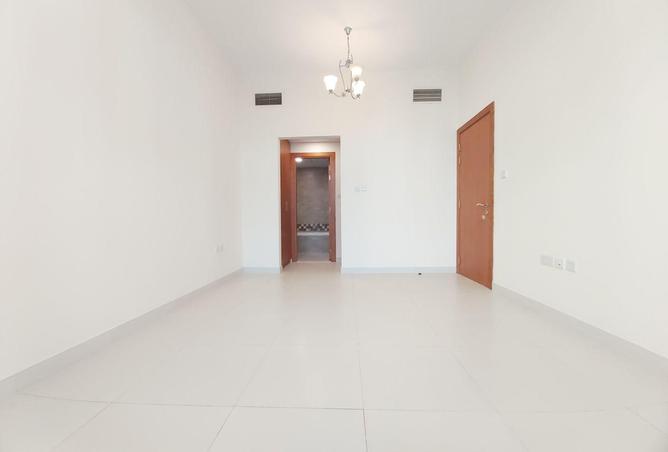 106860188 - Property Image 2